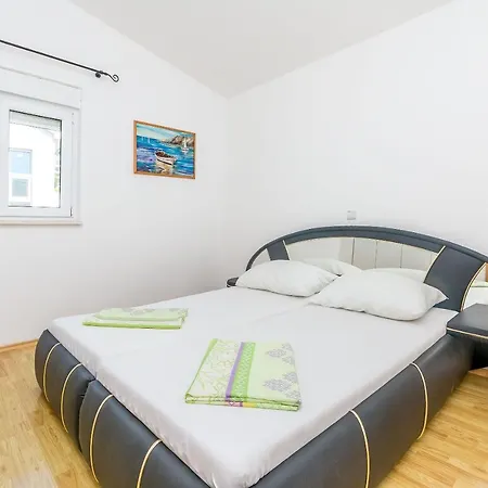 Apartment Tomislav