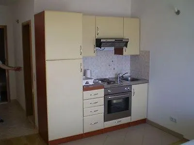 Apartment Tomislav Omis